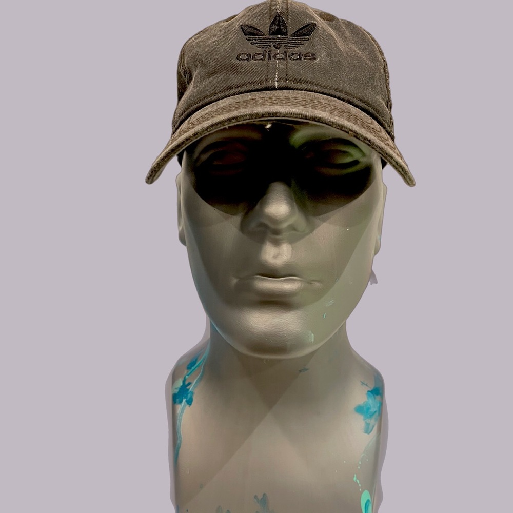 Adidas strap back cap